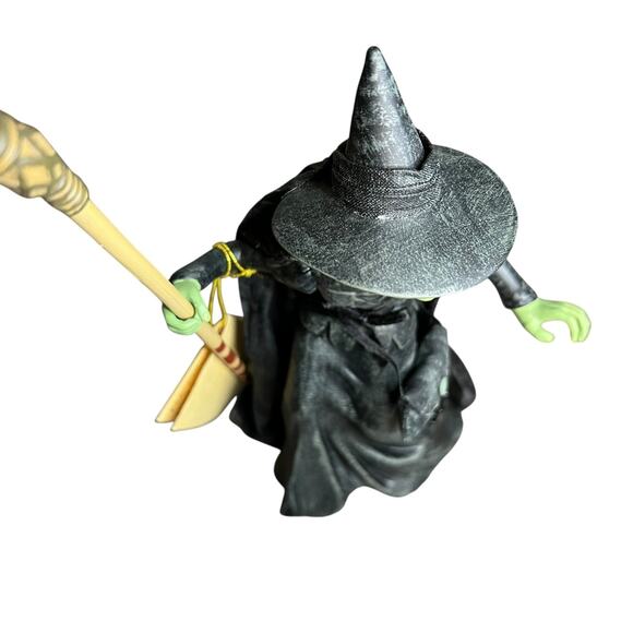 KURT S ADLER THE WIZARD OF OZ FABRIC MACHE TABLE PIECE WICKED WITCH OF THE WEST - Picture 6 of 10